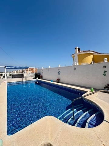 Chalet de 3 habitaciones en Formentera del Segura en venta con piscina - 420.000 € (Ref: 10109151)