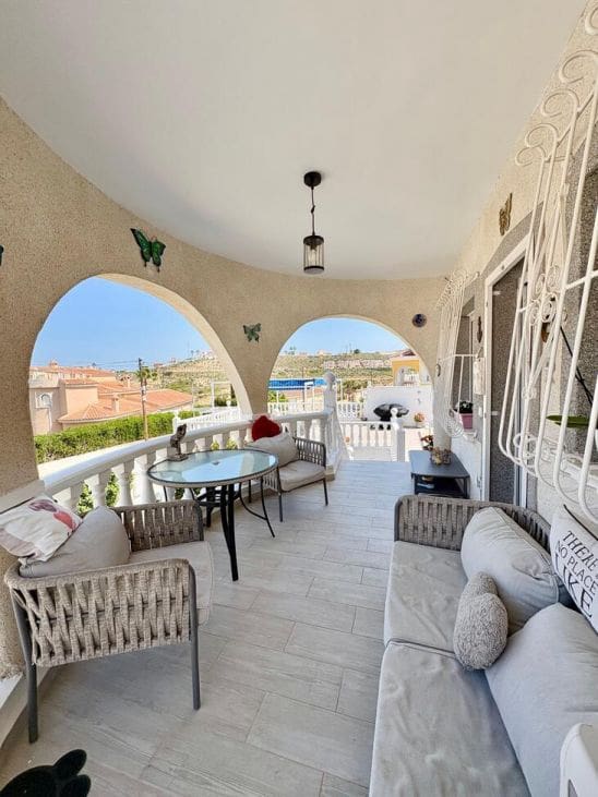 Chalet de 3 habitaciones en Formentera del Segura en venta con piscina - 420.000 € (Ref: 10109151)