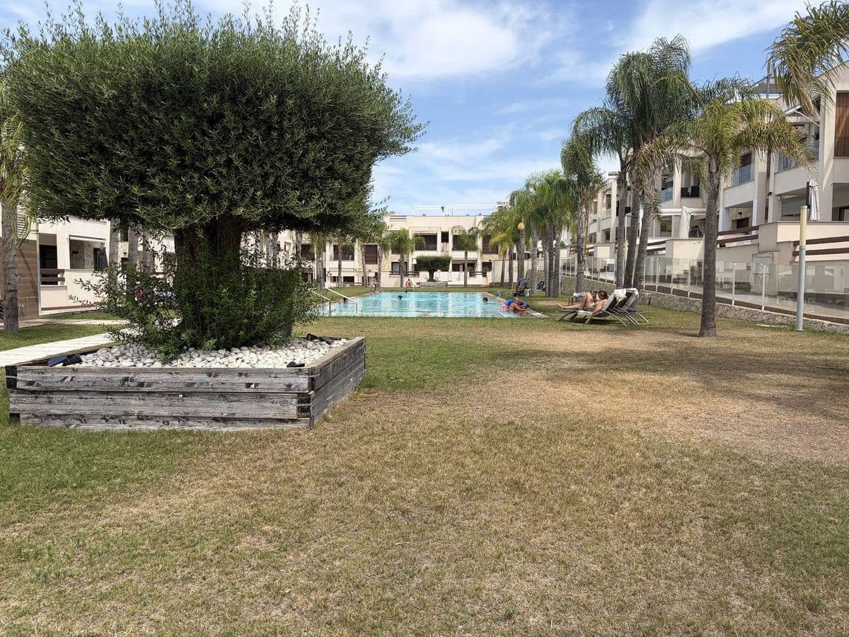 Apartamento de 2 habitaciones en Orihuela Costa en venta con piscina - 285.000 € (Ref: 10109174)