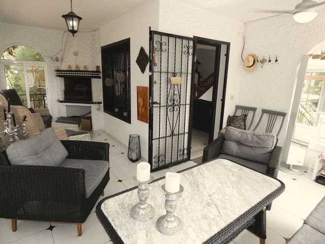 3 chambre Maison de Ville à vendre à Cabo Roig, Orihuela avec piscine - 320 000 € (Ref: 10109956)