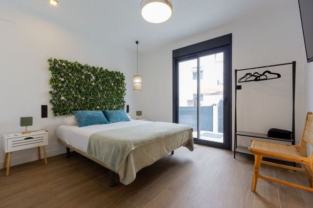 3 sovrum Hus till salu i Puerto Deportivo, Torrevieja med pool - 539 000 € (Ref: 10109957)