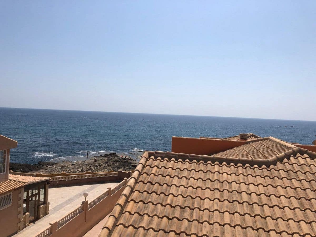 3 slaapkamer Halfvrijstaande villa te koop in Torrevieja - € 445.000 (Ref: 10109988)