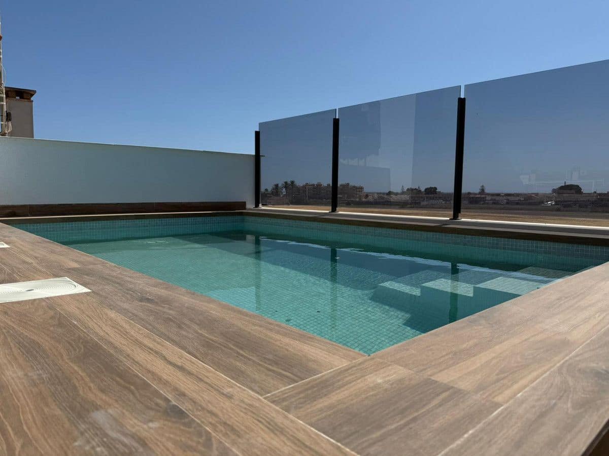 2 slaapkamer Bungalow te koop in San Pedro del Pinatar met zwembad - € 349.900 (Ref: 10110088)