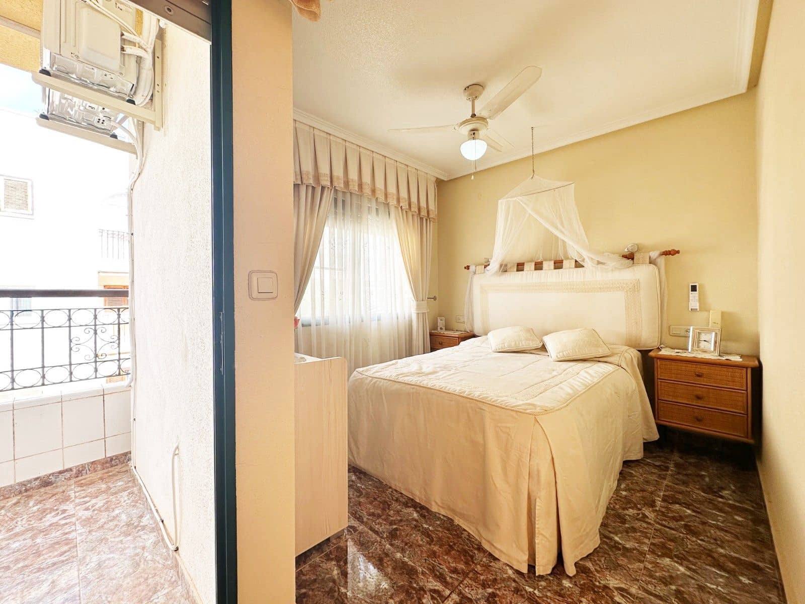 3 chambre Maison de Ville à vendre à La Zenia avec piscine - 250 000 € (Ref: 10110173)