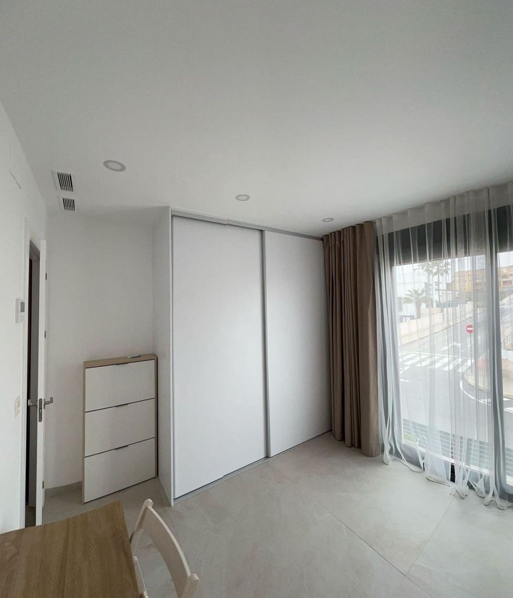 Pareado de 2 habitaciones en Benijófar en venta con piscina - 365.000 € (Ref: 10110179)