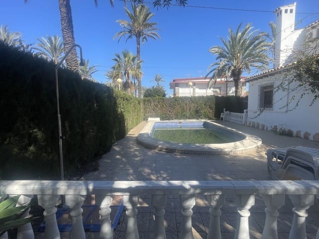 4 Zimmer Villa zu verkaufen in Cabo Roig, Orihuela mit Pool Garage - 749.000 € (Ref: 10110197)