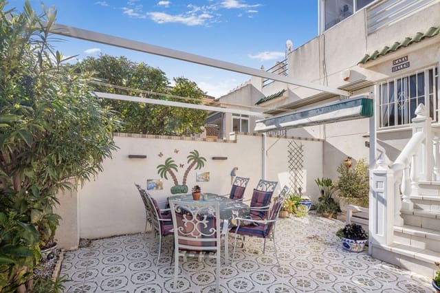 2 soveværelse Semi-Rækkehus til salg i Los Balcones - Los Altos, Orihuela med swimmingpool - € 189.000 (Ref: 10110199)