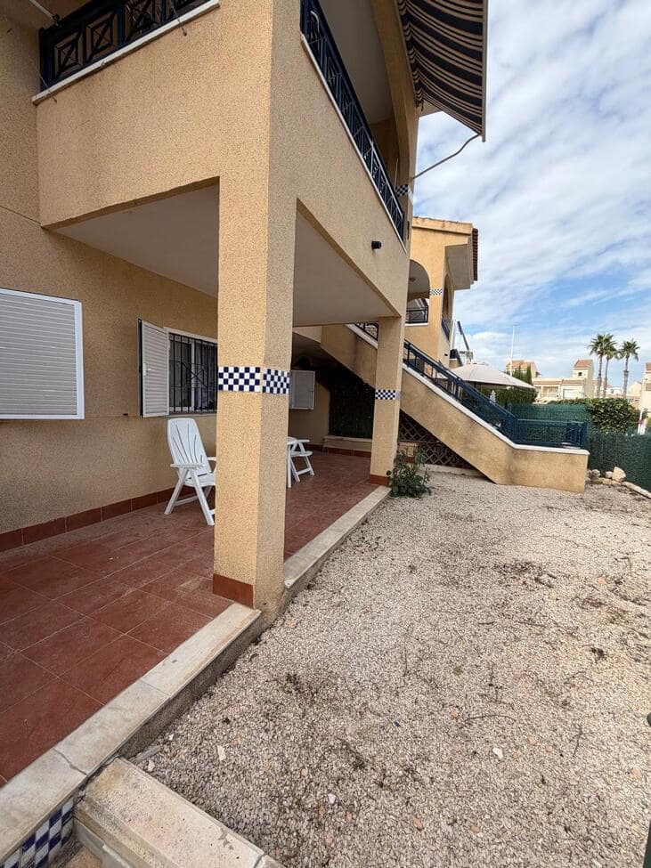 2 sovrum Bungalow till salu i Gran Alacant med pool garage - 199 900 € (Ref: 10121866)