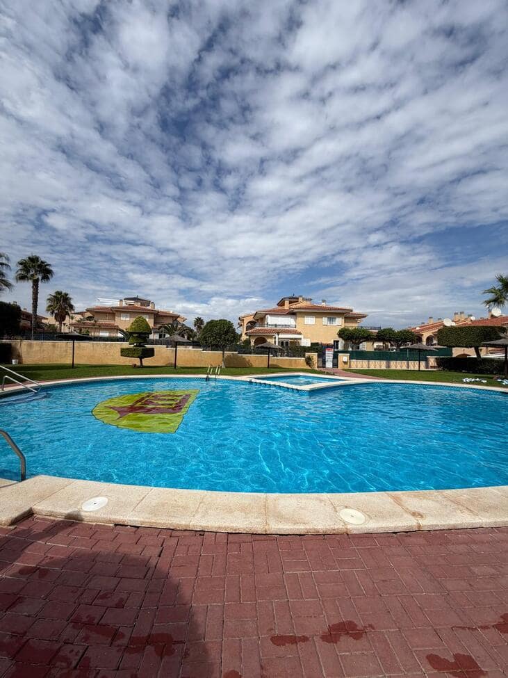 2 sovrum Bungalow till salu i Gran Alacant med pool garage - 199 900 € (Ref: 10121866)
