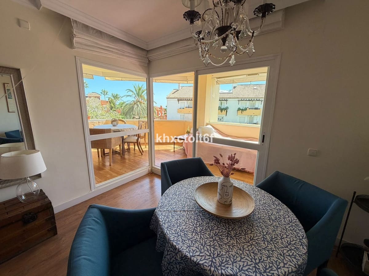 2 bedroom Apartment for sale in Marbella with pool garage - € 645,000 (Ref: 10121881)
