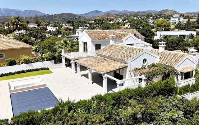 5 bedroom Villa for sale in Huerta Belón - Calvario, Marbella with pool garage - € 4,495,000 (Ref: 10121882)