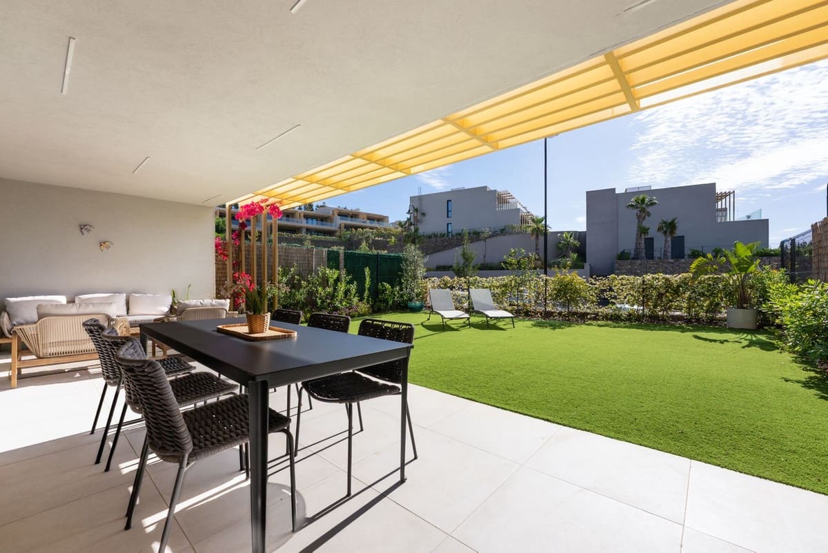 3 soveværelse Byhus til salg i Mijas Costa med swimmingpool garage - € 790.000 (Ref: 10121885)