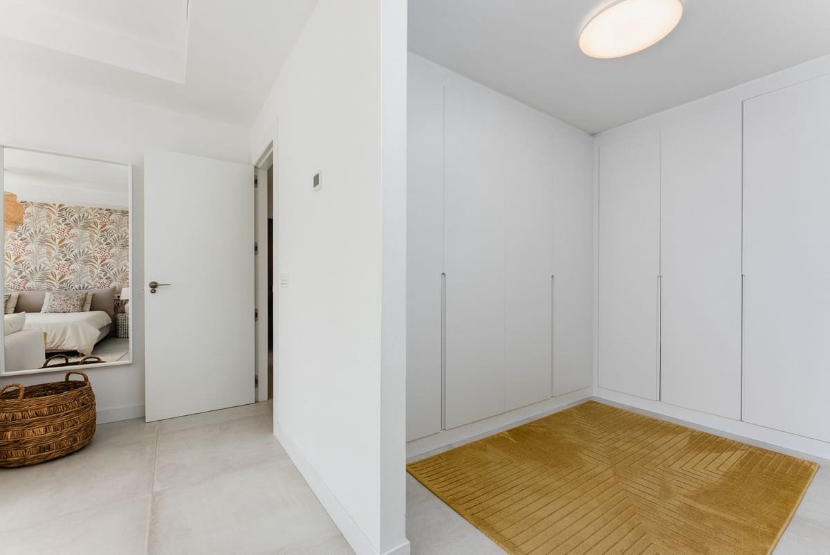 3 soveværelse Byhus til salg i Mijas Costa med swimmingpool garage - € 790.000 (Ref: 10121885)