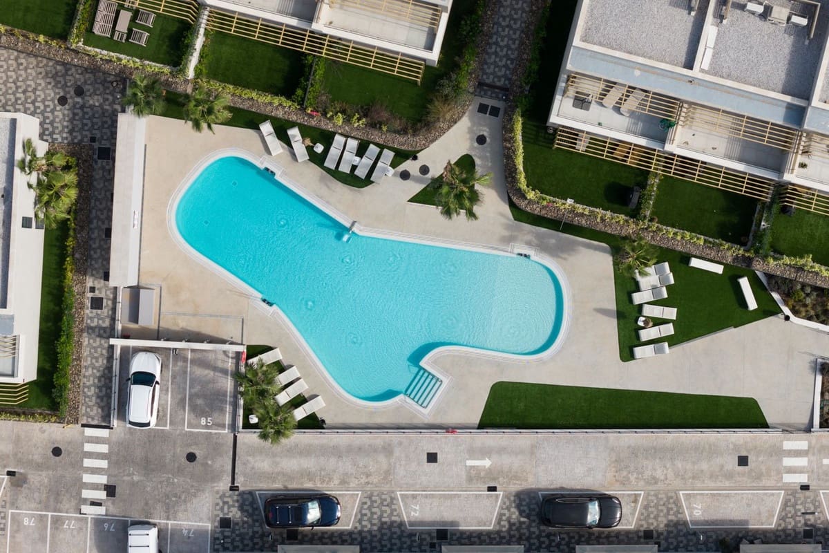 3 soveværelse Byhus til salg i Mijas Costa med swimmingpool garage - € 790.000 (Ref: 10121885)