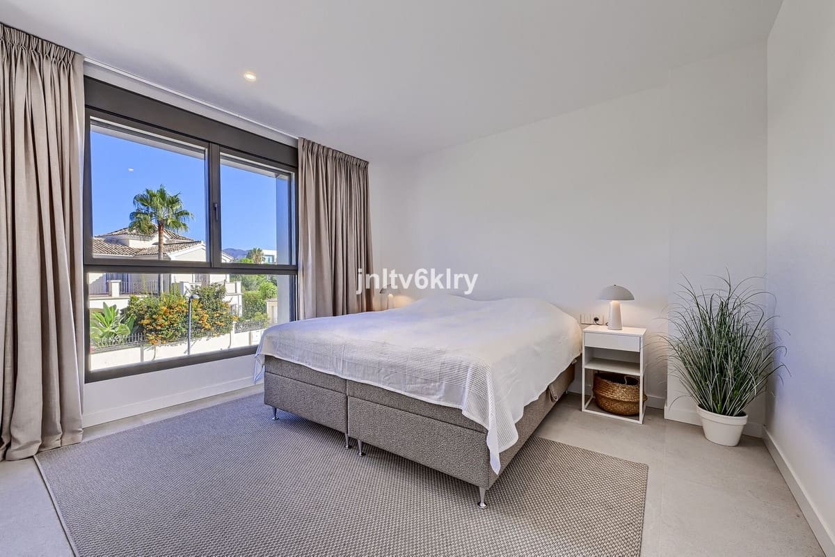 3 Zimmer Apartment zu verkaufen in New Golden Mile mit Pool Garage - 985.000 € (Ref: 10121892)