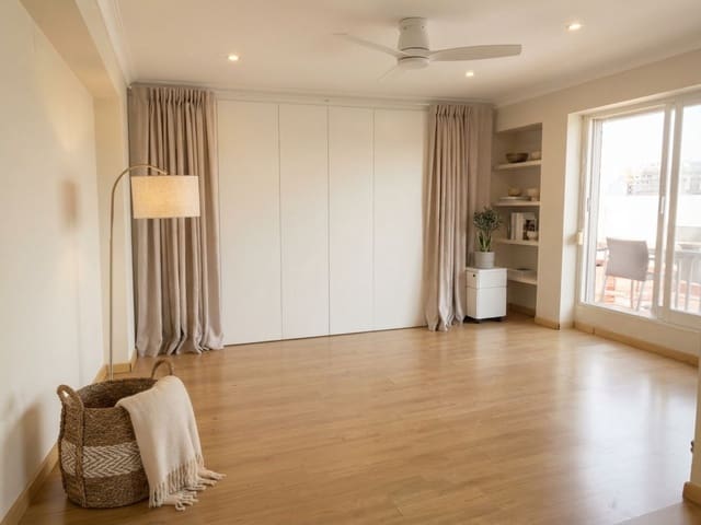 1 soverom Leilighet til salgs i Playa Bajadilla - Puertos, Marbella - € 220 000 (Ref: 10121907)
