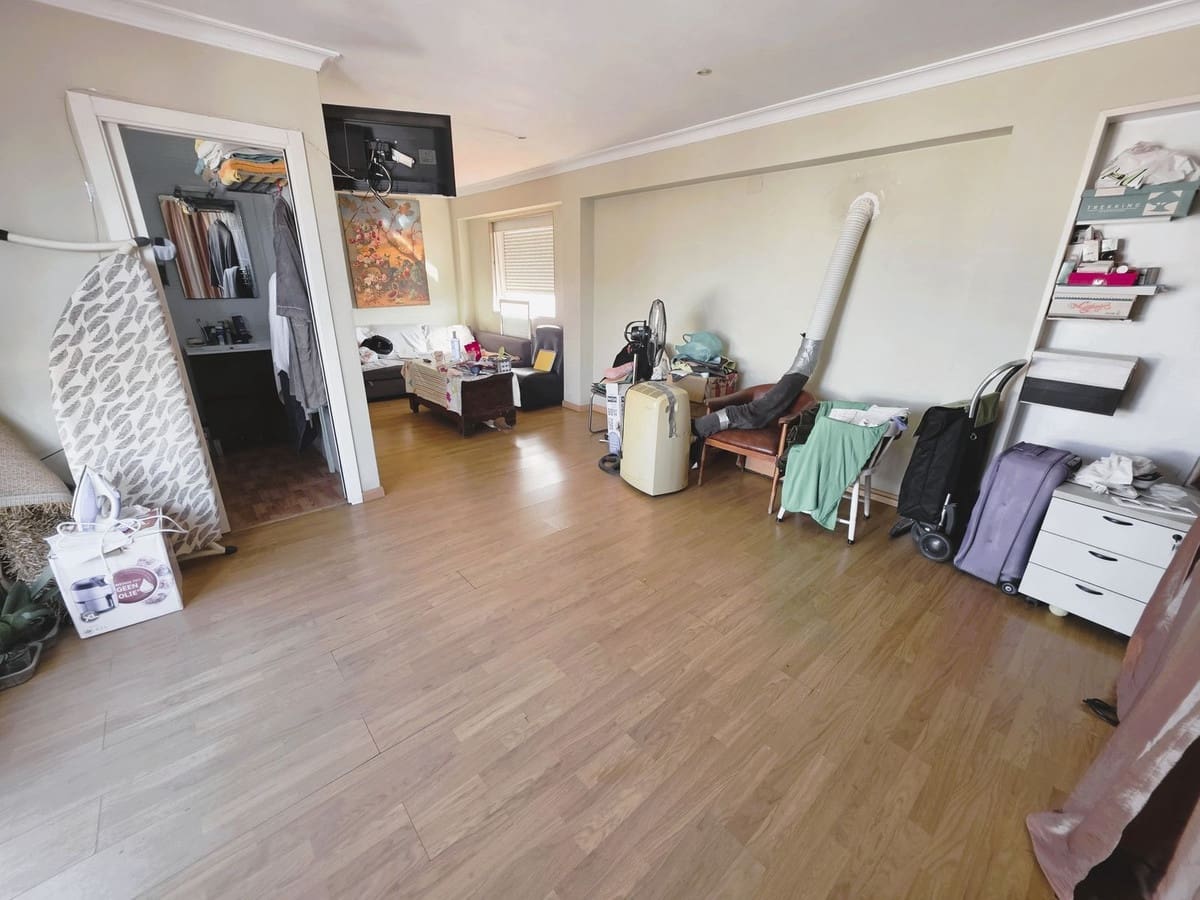 1 soverom Leilighet til salgs i Marbella - € 220 000 (Ref: 10121907)