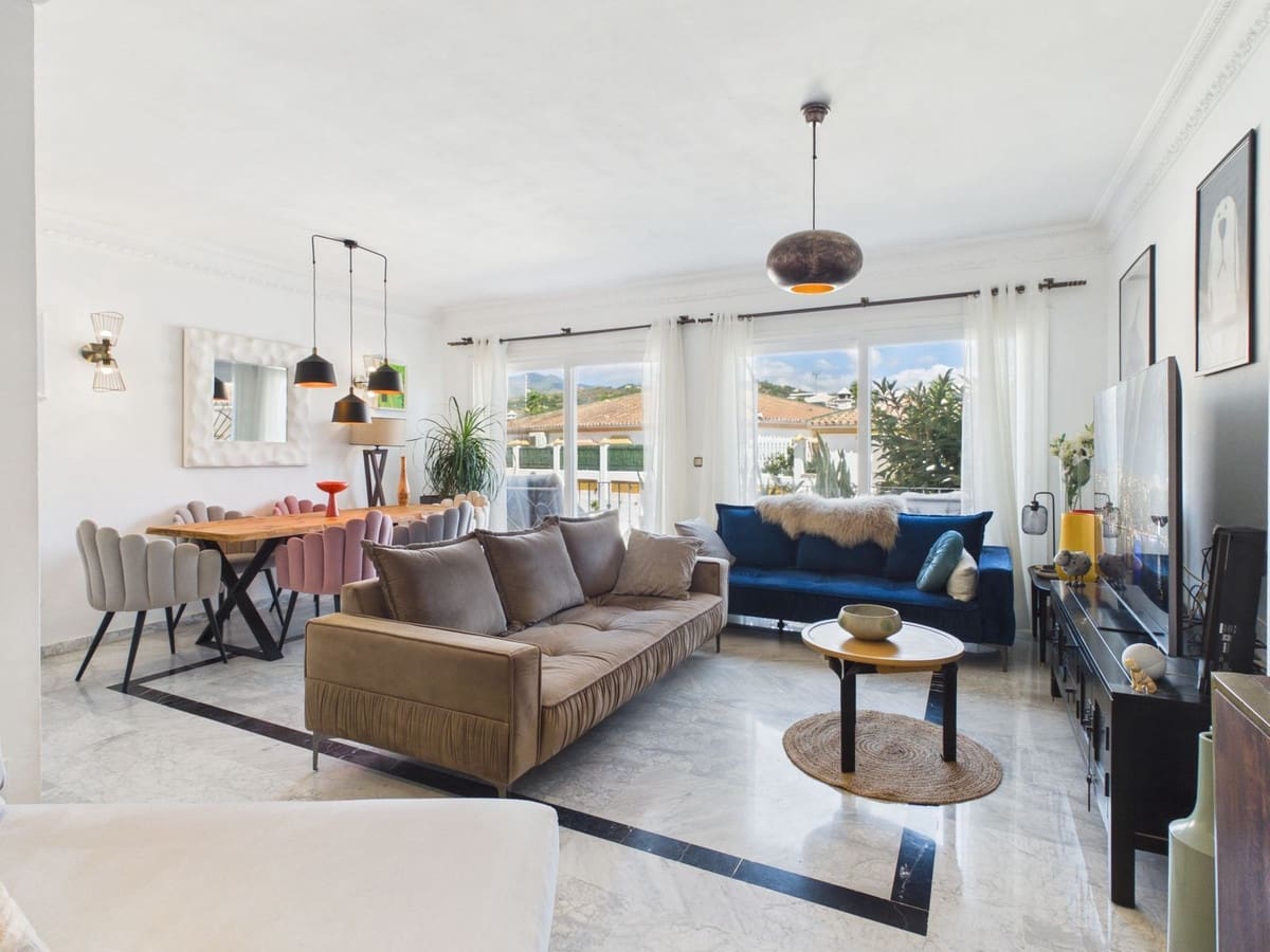 3 soverom Hus til salgs i Estepona med garasje - € 575 000 (Ref: 10121914)