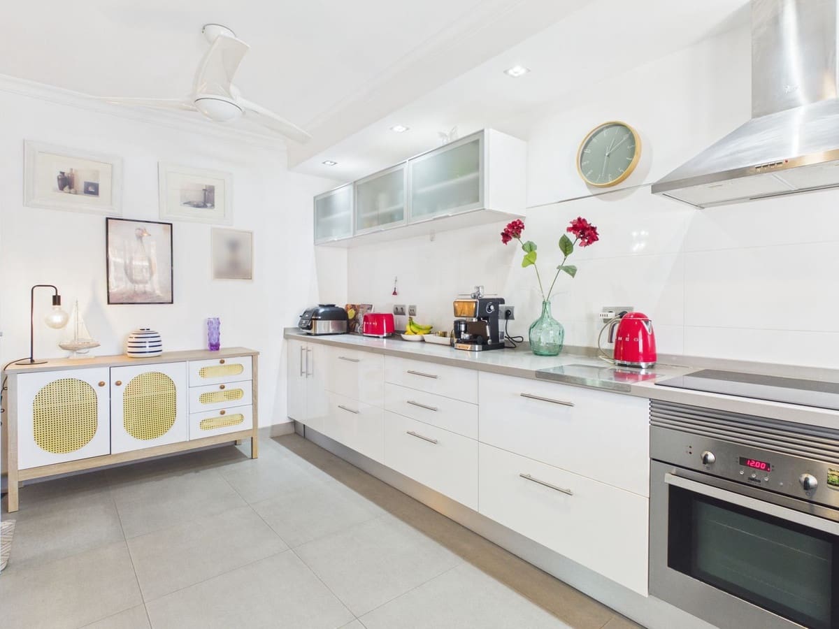 3 soverom Hus til salgs i Estepona med garasje - € 575 000 (Ref: 10121914)