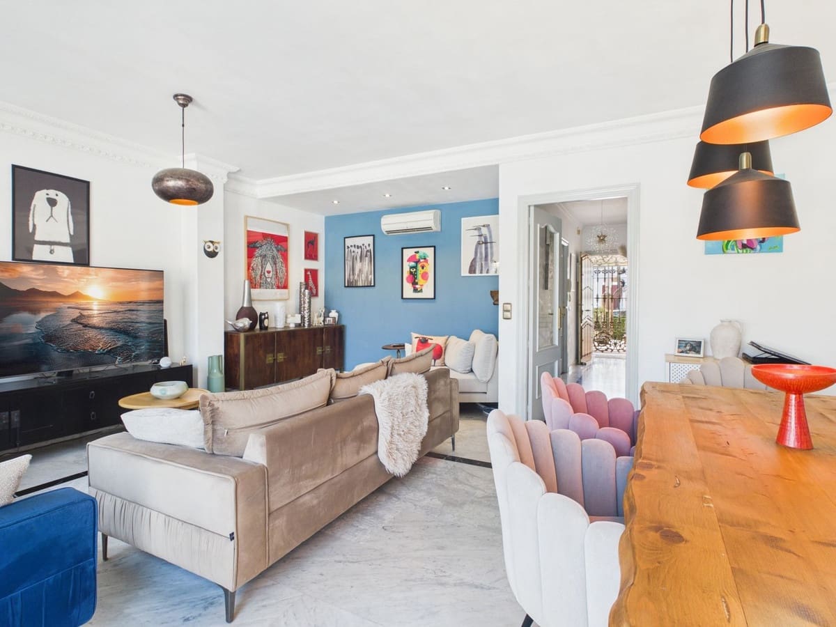 3 soverom Hus til salgs i Estepona med garasje - € 575 000 (Ref: 10121914)