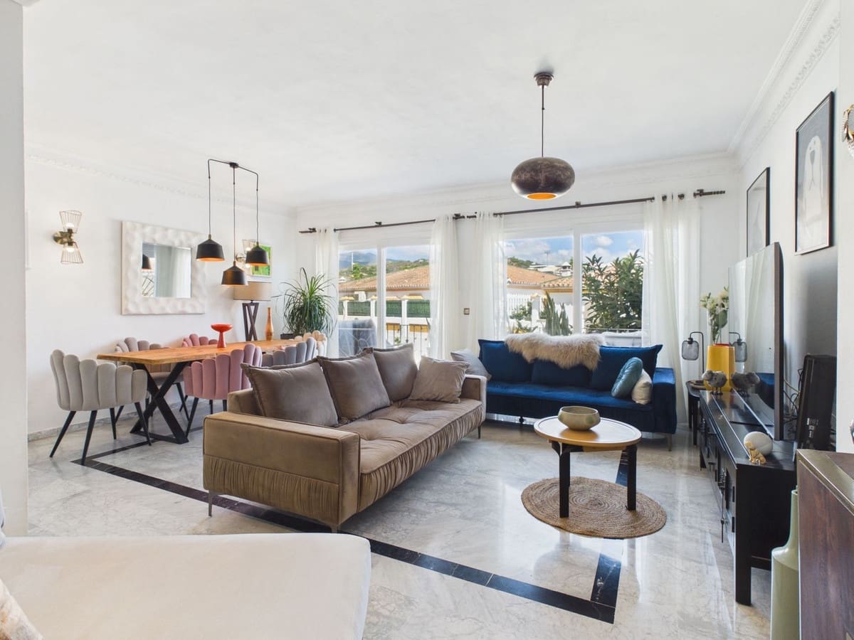 3 soverom Hus til salgs i Estepona med garasje - € 575 000 (Ref: 10121914)