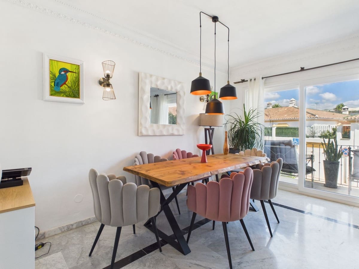 3 soverom Hus til salgs i Estepona med garasje - € 575 000 (Ref: 10121914)