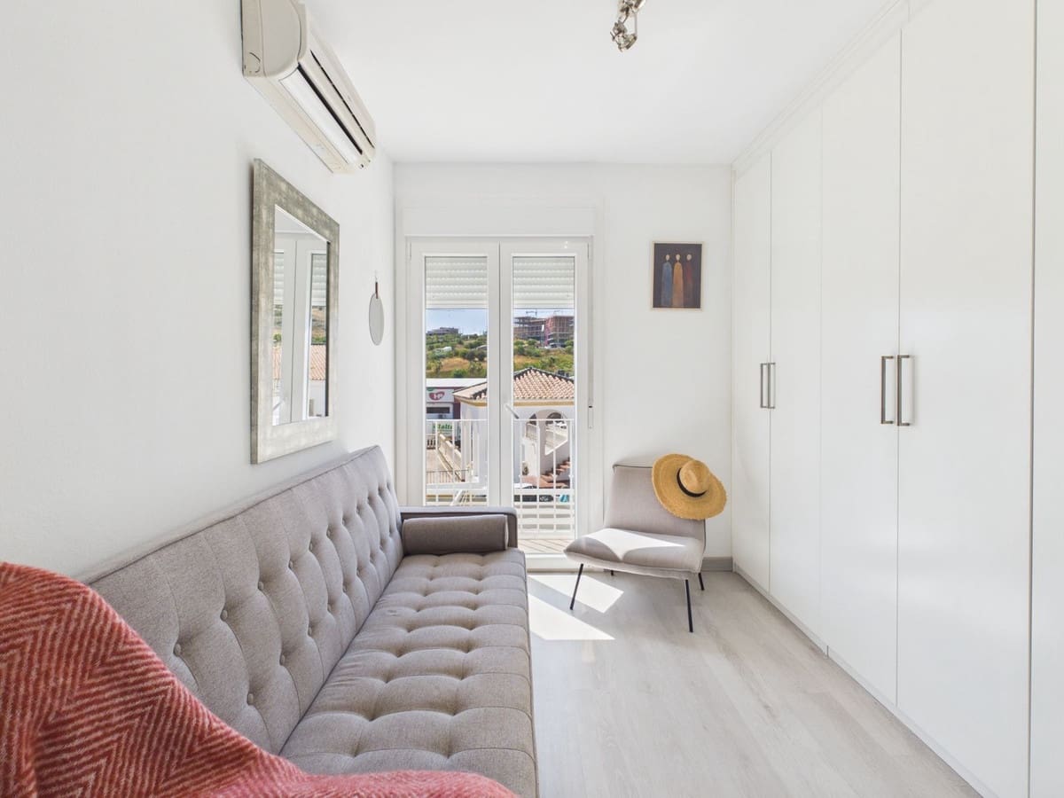 3 soverom Hus til salgs i Estepona med garasje - € 575 000 (Ref: 10121914)