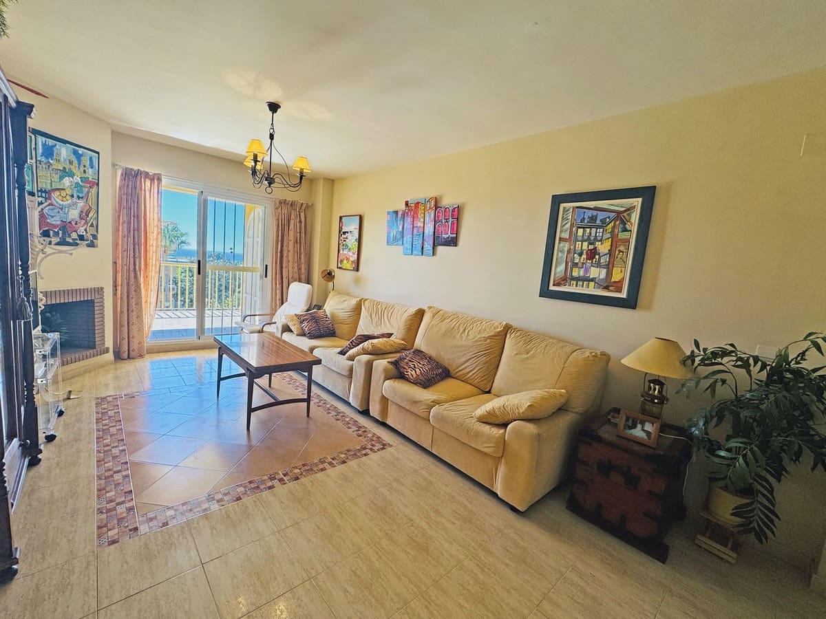 1 slaapkamer Appartement te koop in Calahonda met zwembad - € 260.000 (Ref: 10121917)