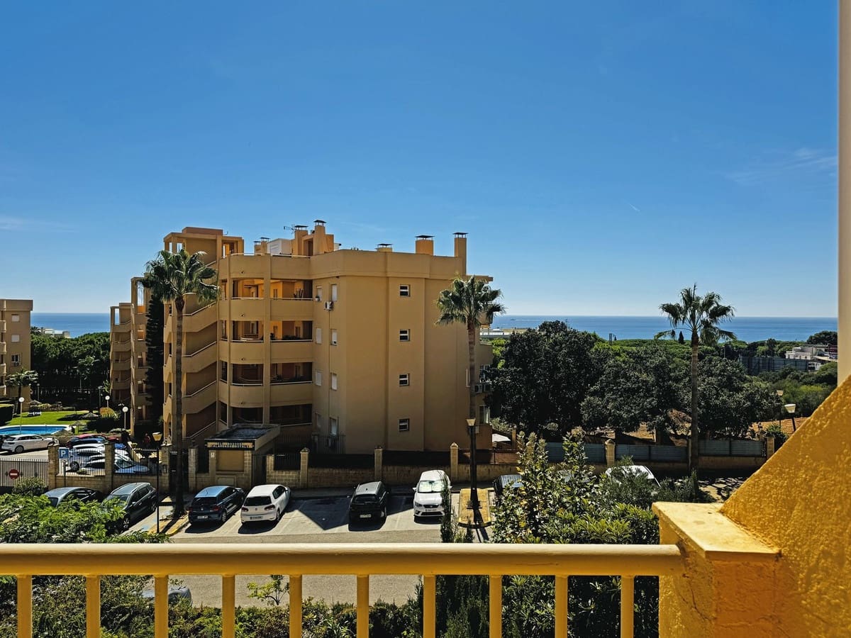 1 slaapkamer Appartement te koop in Calahonda met zwembad - € 260.000 (Ref: 10121917)