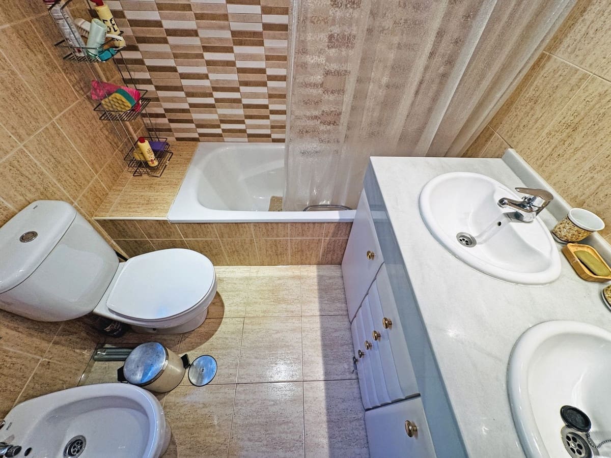1 slaapkamer Appartement te koop in Calahonda met zwembad - € 260.000 (Ref: 10121917)