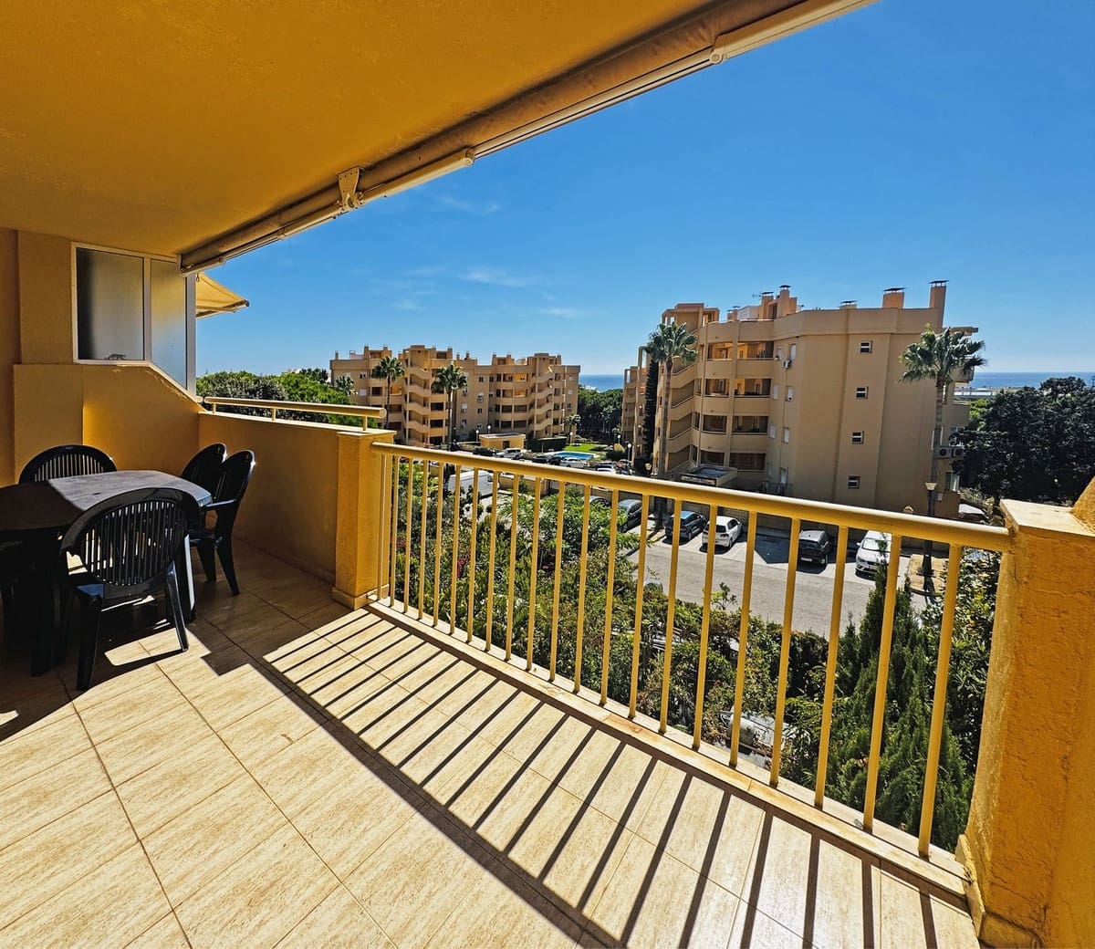 1 slaapkamer Appartement te koop in Calahonda met zwembad - € 260.000 (Ref: 10121917)