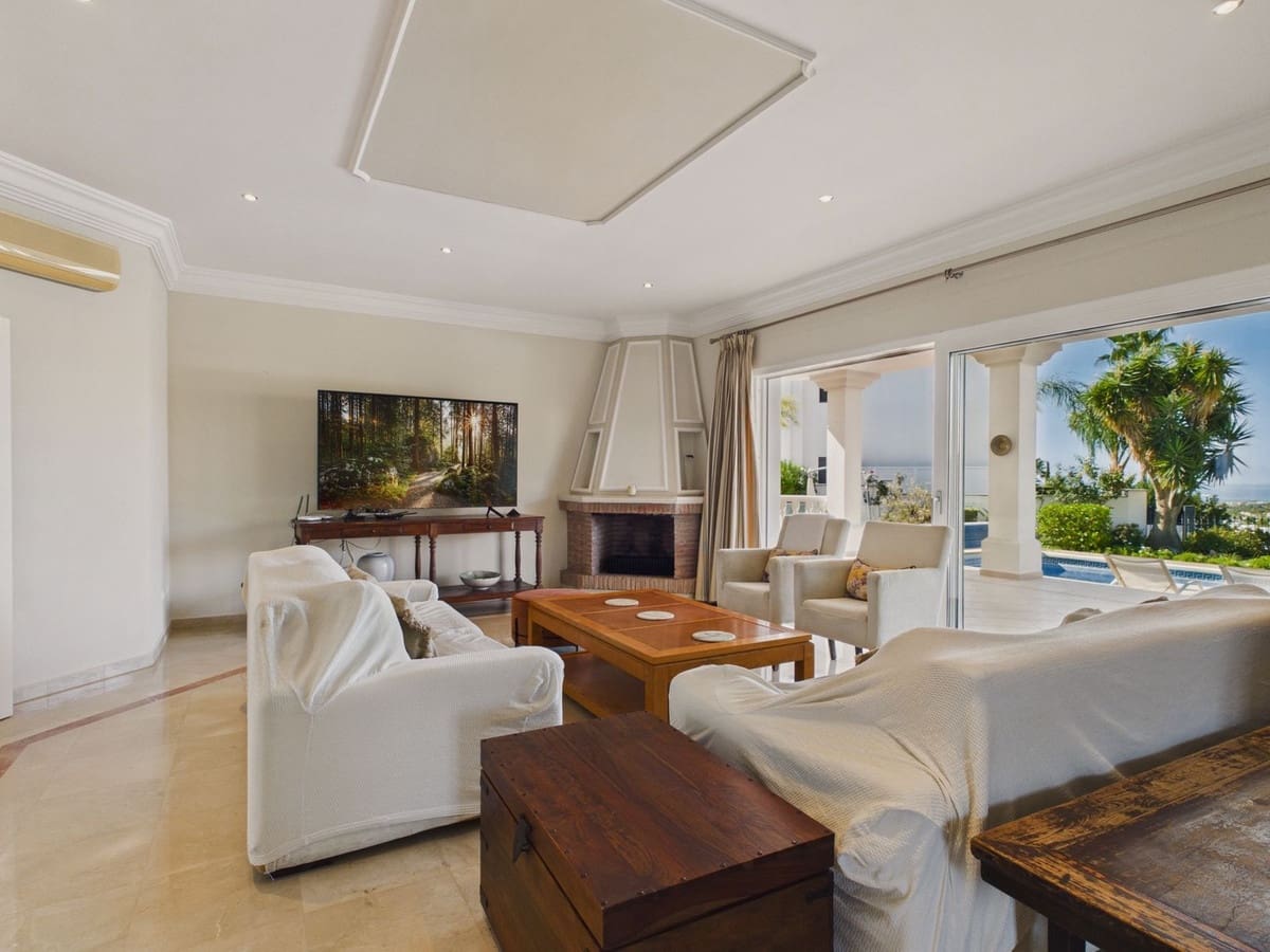 6 sovrum Villa till salu i Benahavis med pool garage - 2 950 000 € (Ref: 10121918)