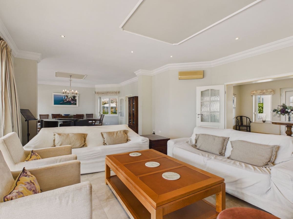 6 sovrum Villa till salu i Benahavis med pool garage - 2 950 000 € (Ref: 10121918)