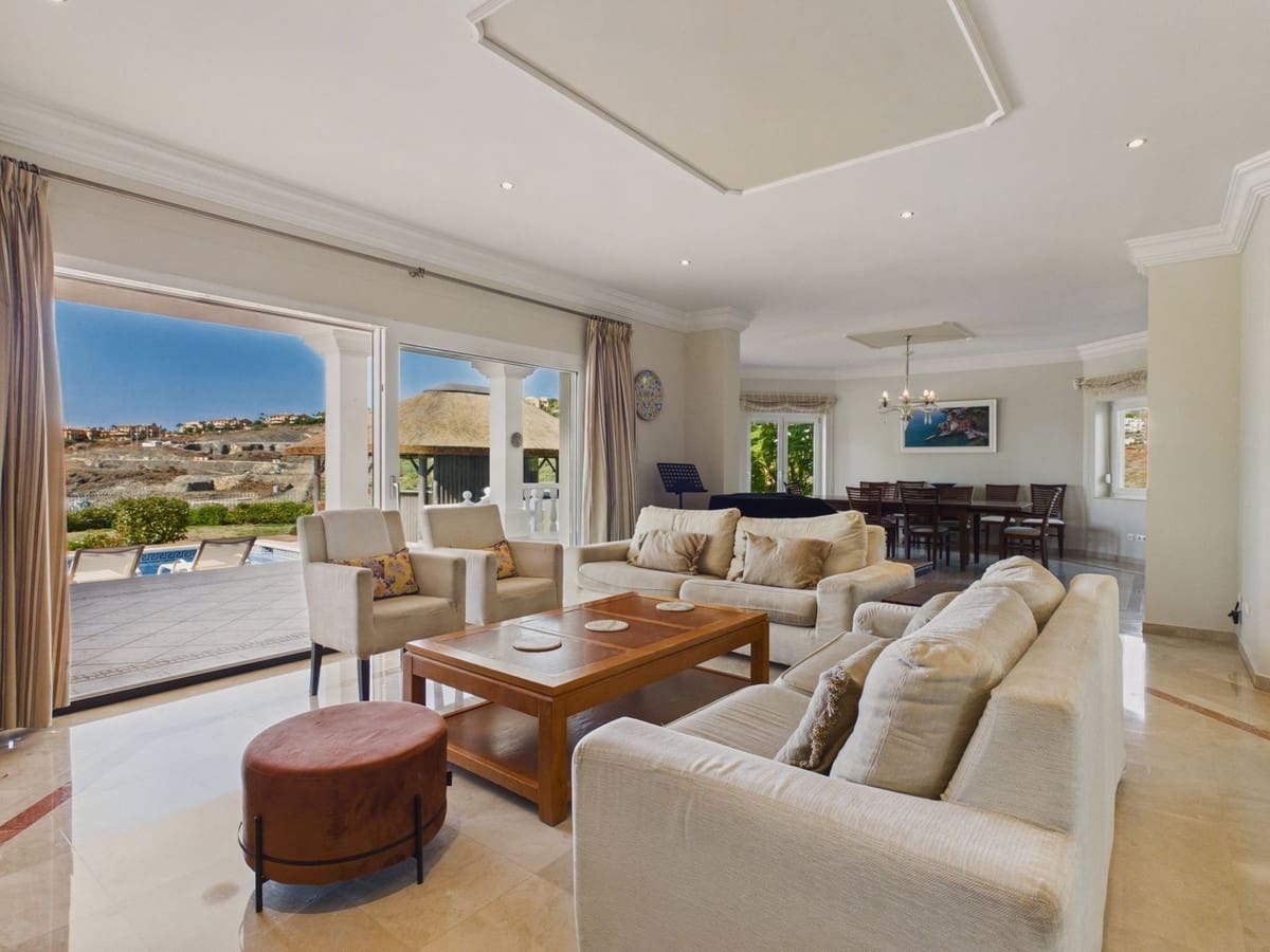 6 sovrum Villa till salu i Benahavis med pool garage - 2 950 000 € (Ref: 10121918)