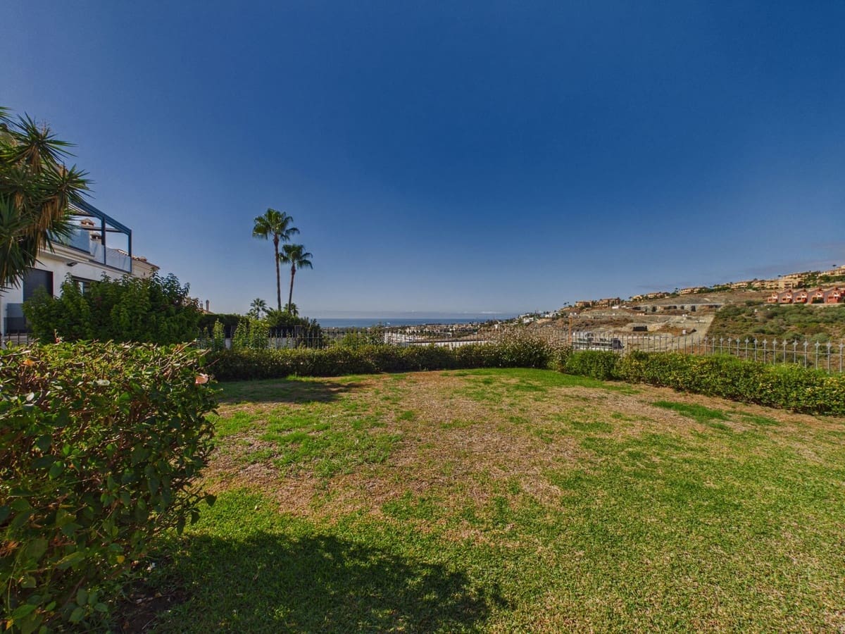 6 sovrum Villa till salu i Benahavis med pool garage - 2 950 000 € (Ref: 10121918)