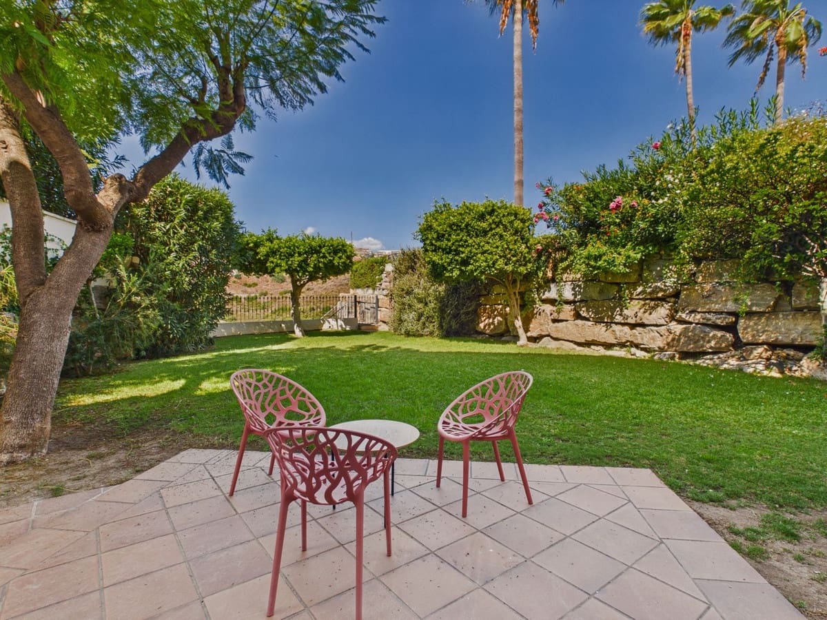 Chalet de 6 habitaciones en Benahavís en venta con piscina garaje - 2.950.000 € (Ref: 10121918)