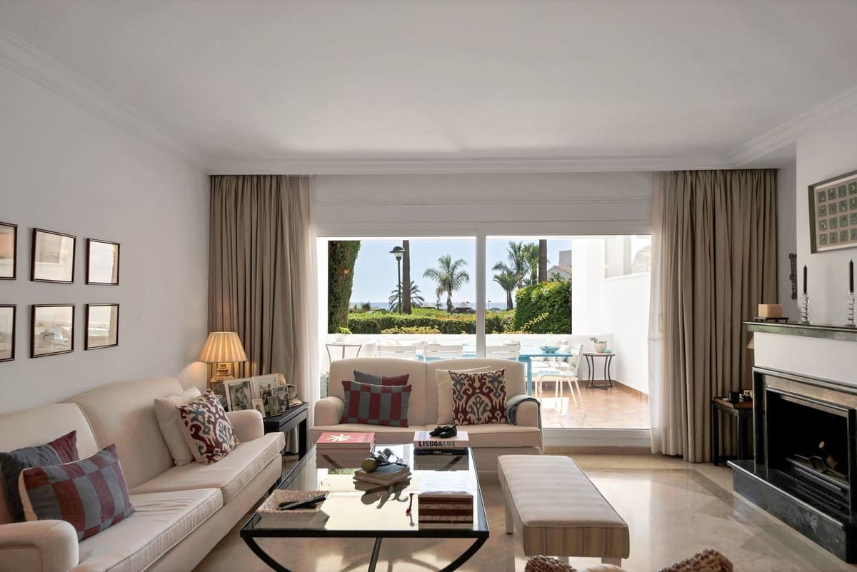 3 bedroom Apartment for sale in Rio Real with pool garage - € 1,750,000 (Ref: 10121937)