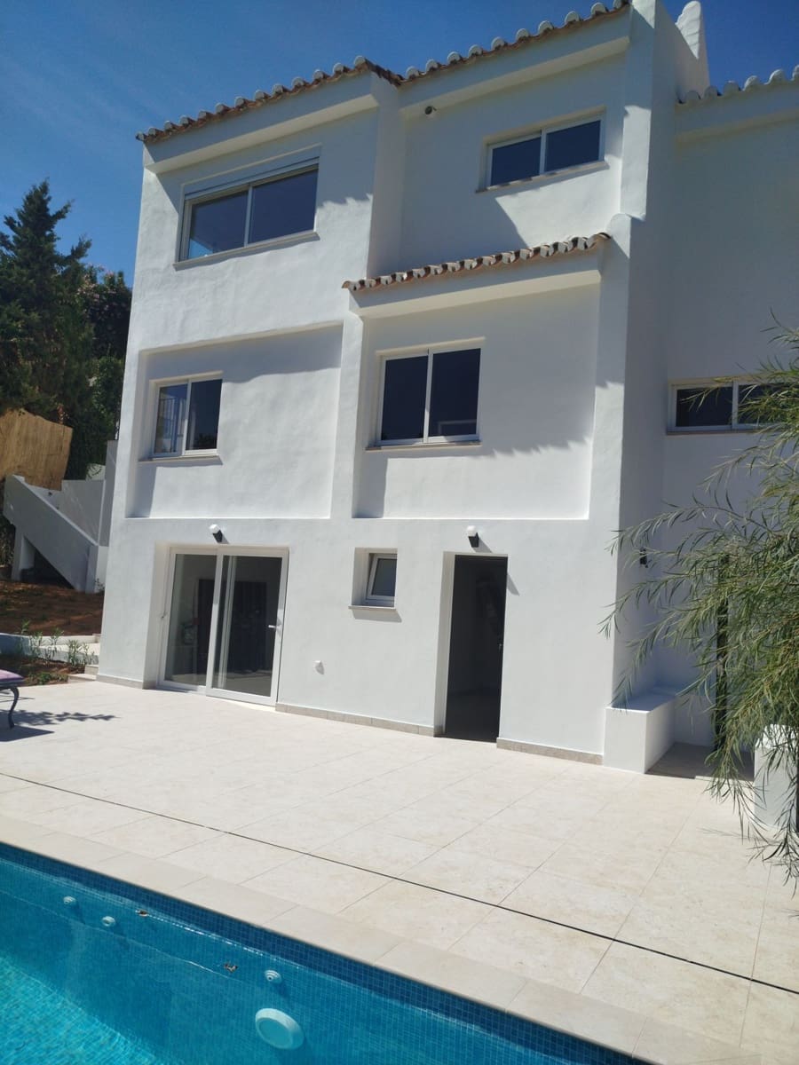 5 soverom Villa til salgs i Mijas med svømmebasseng garasje - € 960 000 (Ref: 10121938)