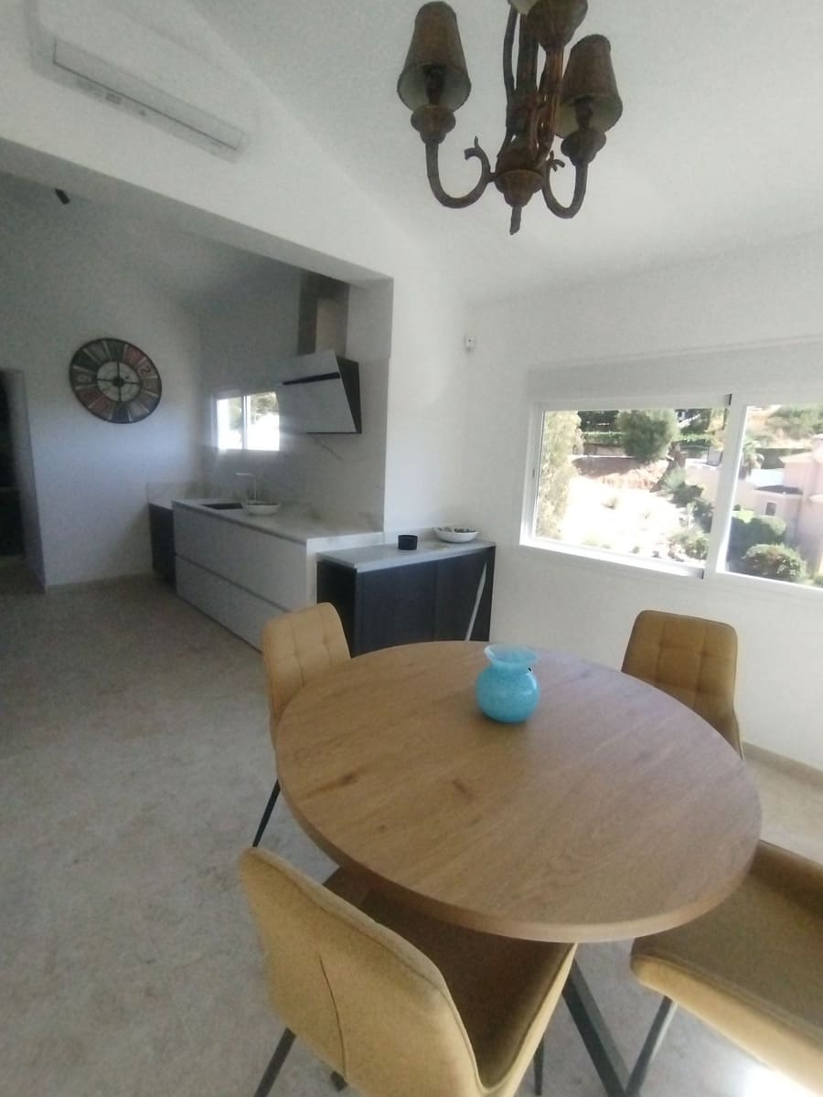 5 soverom Villa til salgs i Mijas med svømmebasseng garasje - € 960 000 (Ref: 10121938)