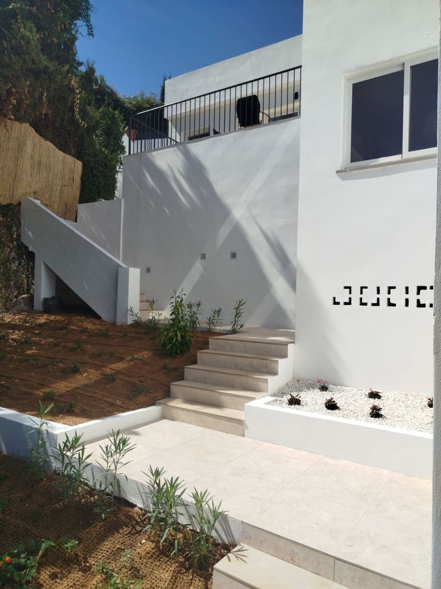 5 soverom Villa til salgs i Mijas med svømmebasseng garasje - € 960 000 (Ref: 10121938)