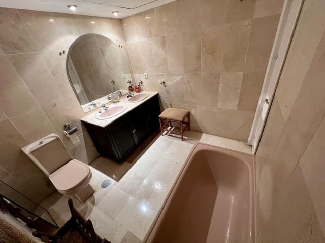 4 slaapkamer Huis te koop in La Quinta, Benahavís met zwembad garage - € 975.000 (Ref: 10121956)