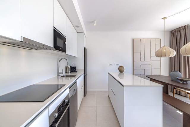 2 soveværelse Lejlighed til salg i Cancelada, Estepona med swimmingpool garage - € 475.000 (Ref: 10121958)