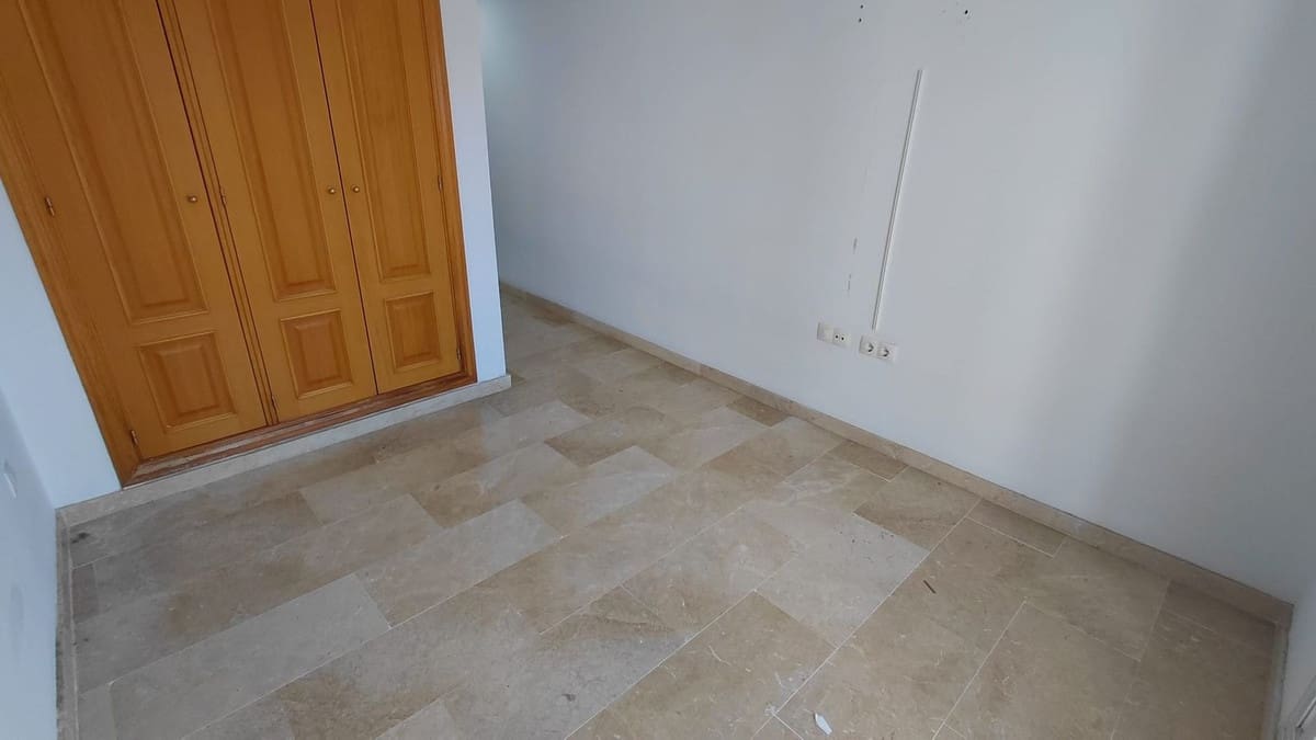 2 sypialnia Apartament na sprzedaż w Manilva z basenem garażem - 260 000 € (Ref: 10121977)