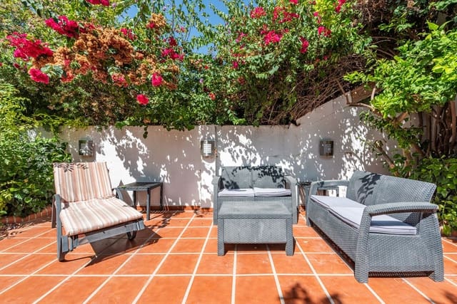 4 slaapkamer Huis te koop in La Dama de Noche - La Alzambra, Marbella met zwembad - € 650.000 (Ref: 10121979)