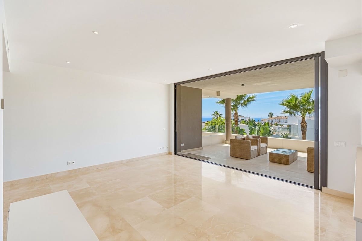 2 slaapkamer Appartement te koop in Cabopino met zwembad garage - € 799.000 (Ref: 10121980)