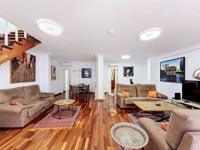 3 sypialnia Apartament na sprzedaż w Centro Historico, Miasto Málaga - 949 000 € (Ref: 10121984)