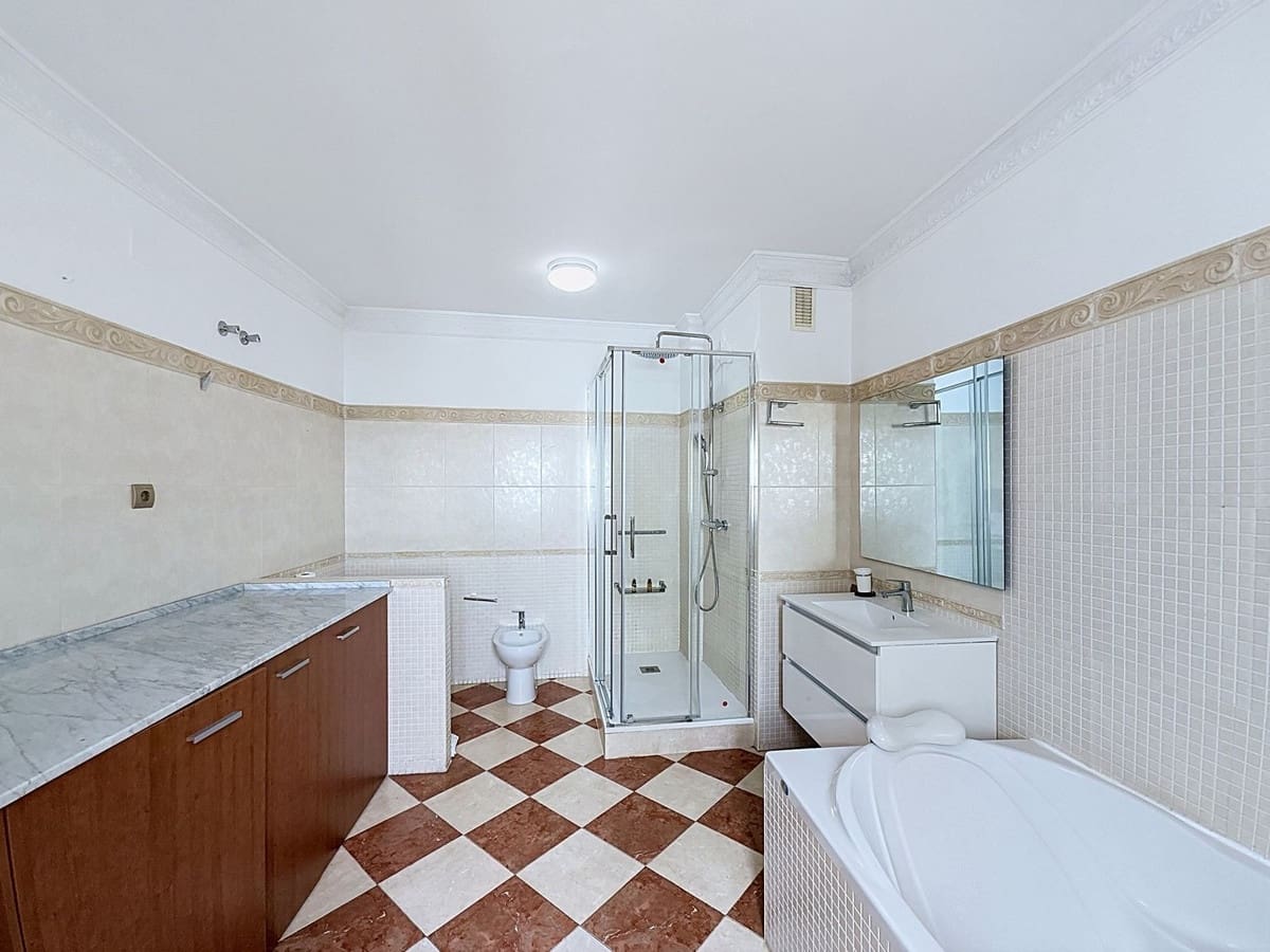 3 sypialnia Apartament na sprzedaż w Miasto Malaga - 949 000 € (Ref: 10121984)