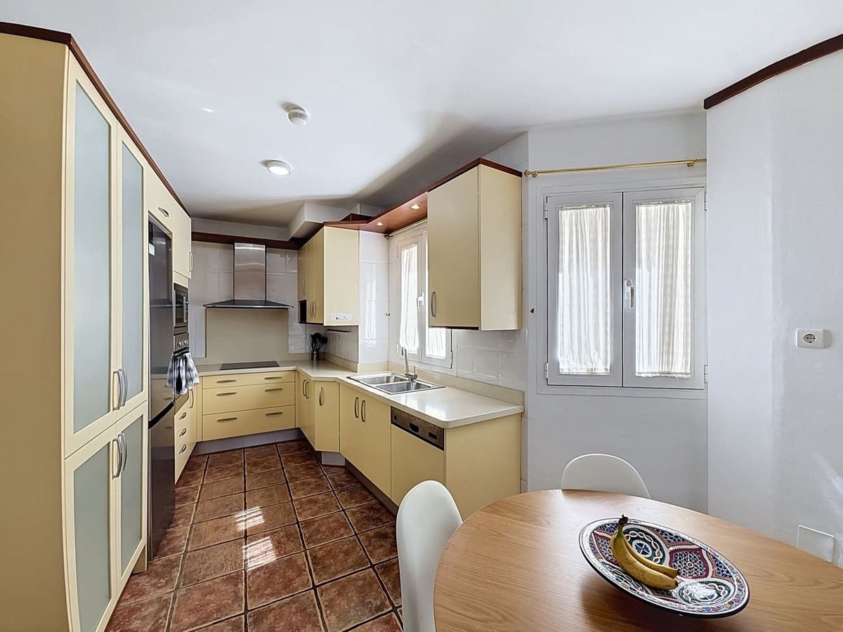 3 sypialnia Apartament na sprzedaż w Miasto Malaga - 949 000 € (Ref: 10121984)
