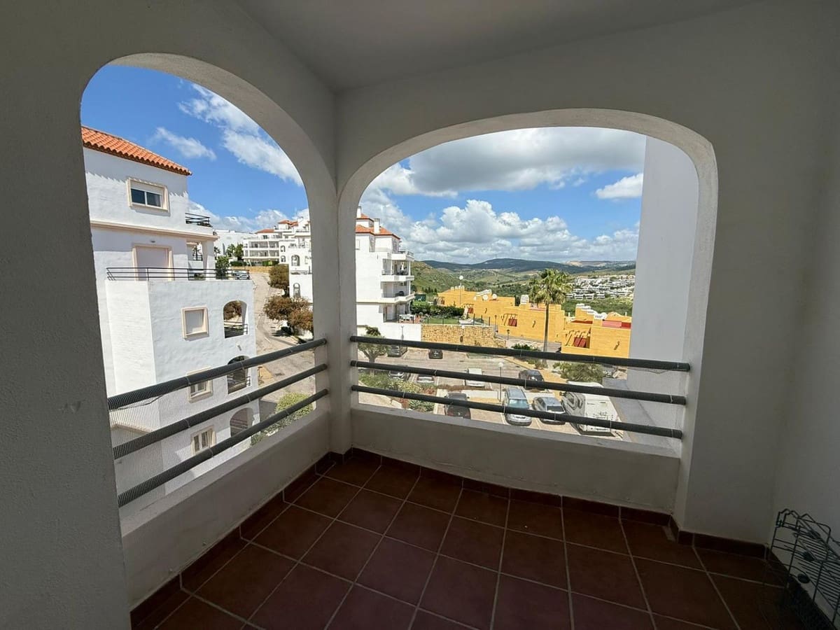 Apartamento de 3 habitaciones en Manilva en venta con piscina garaje - 435.000 € (Ref: 10121987)