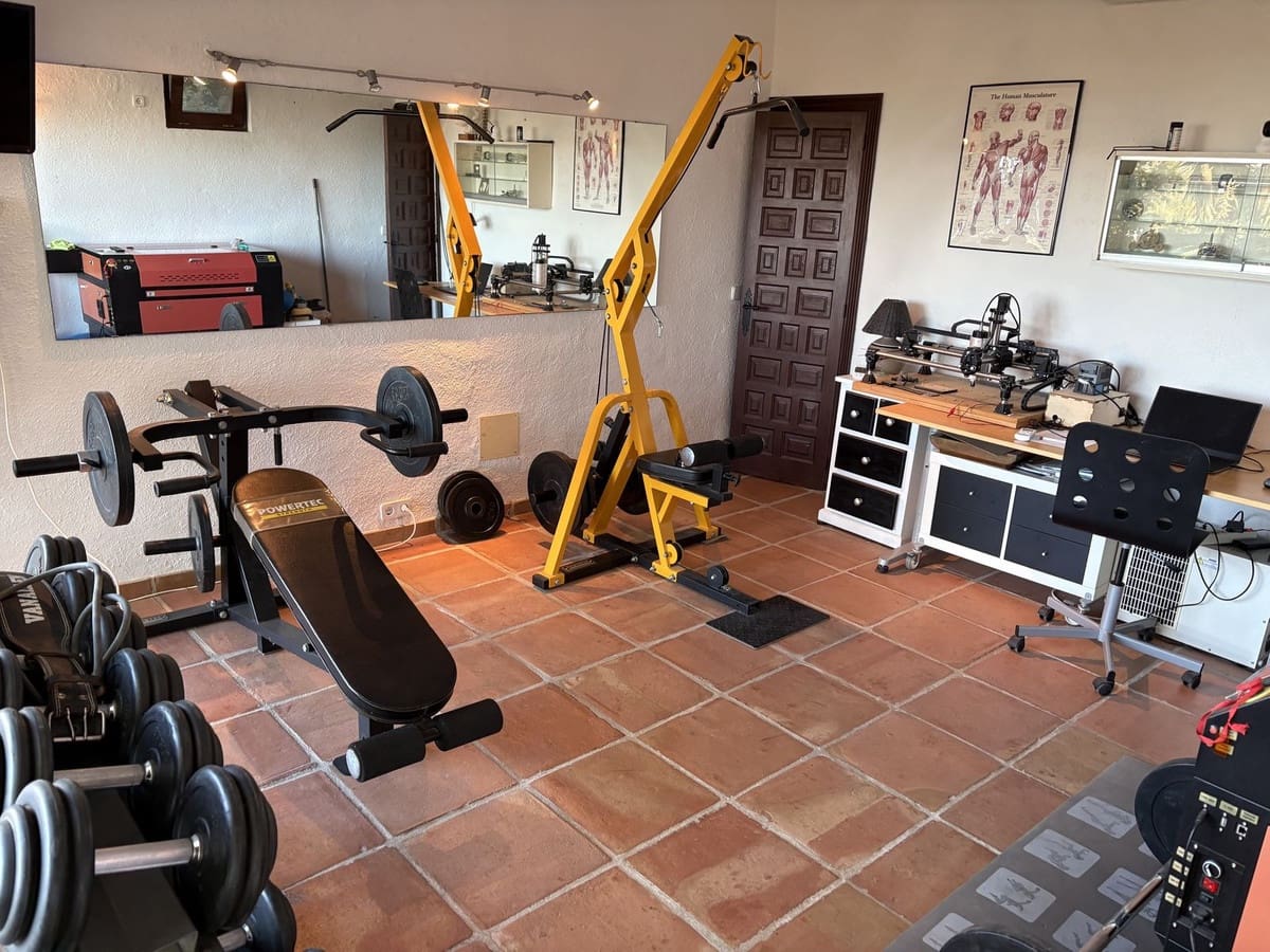 3 slaapkamer Villa te koop in Marbella met zwembad garage - € 1.595.000 (Ref: 10121988)